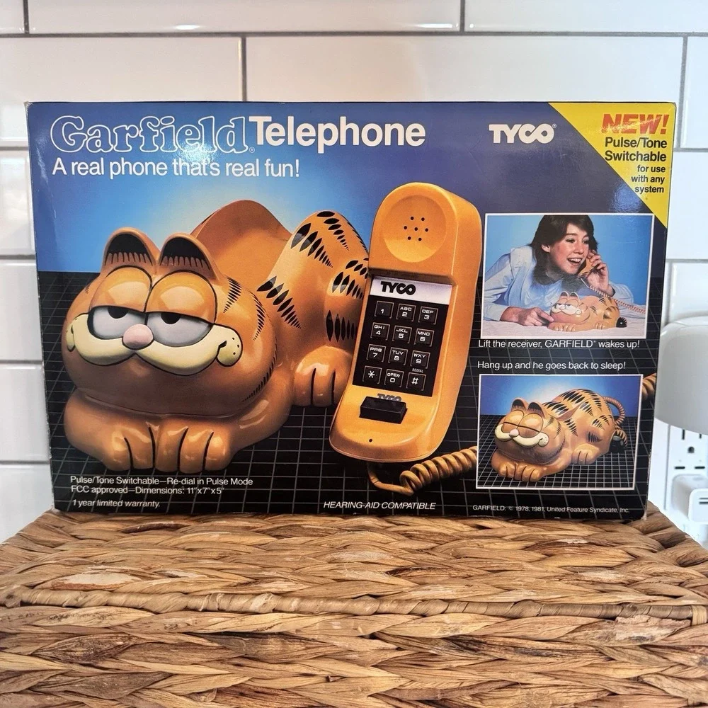 Vintage 1986 Tyco Garfield Telephone 80s Collectible w/ Box And Inserts